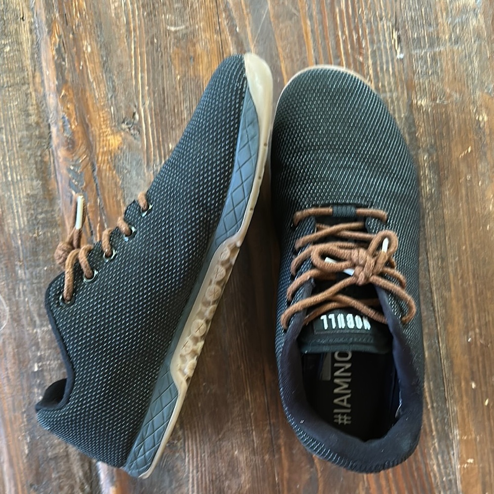 NOBULL Black and Brown Sneakers Minimalist Design - Picture 1 of 4